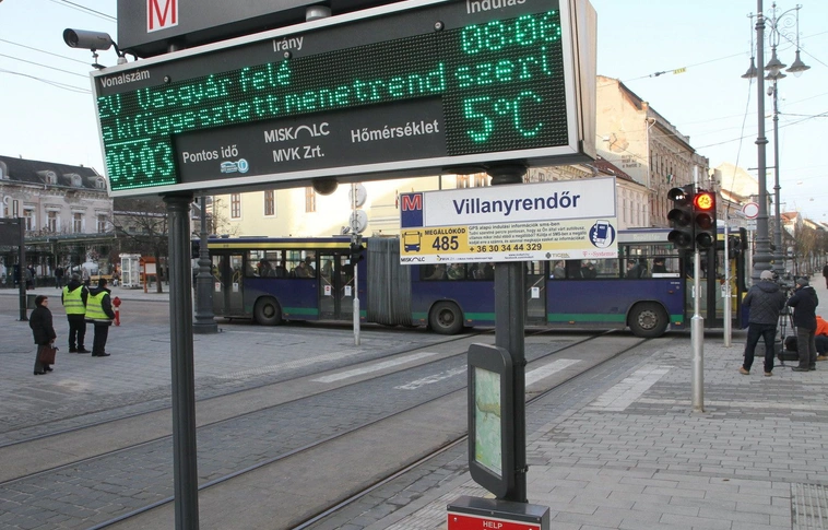 Ha hétvégén is sztrájk lesz, így járnak majd a buszok és villamosok