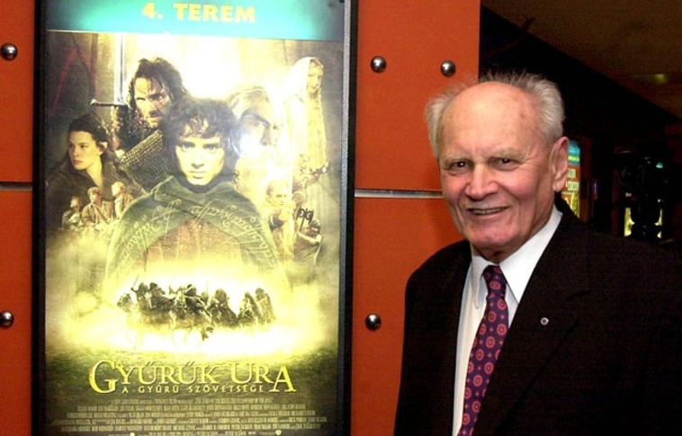 Göncz Árpád: a börtönben tanult meg angolul, majd lefordította a Gyűrűk urát