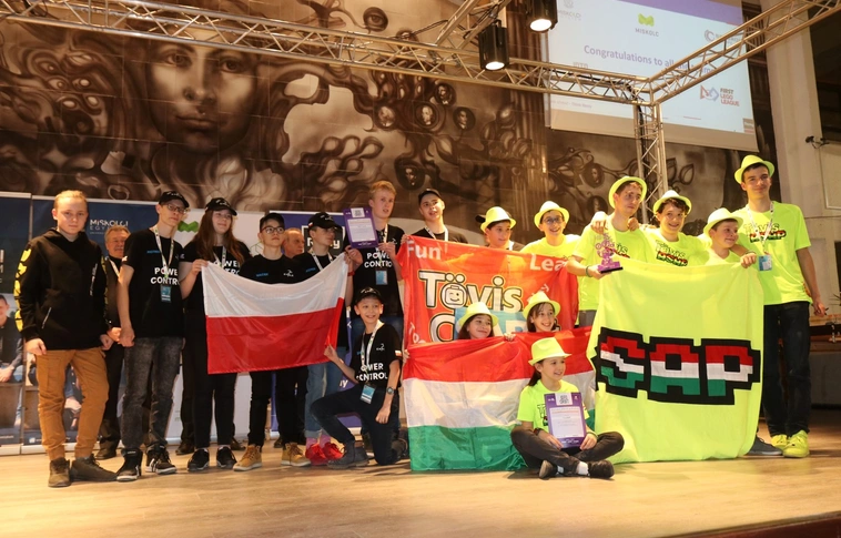 Tudás, kreativitás, csapatszellem - First Lego League  közép-európai elődöntő a Miskolci Egyetemen! (Képgalériákkal!)