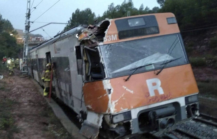 Kisiklott egy személyvonat Barcelona közelében