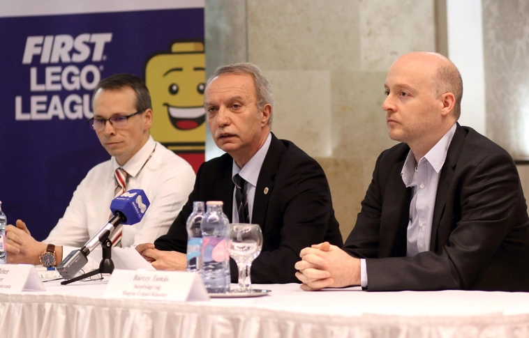 Összecsapnak a jövő innovátorai – Közép-európai First Lego League döntő Miskolcon