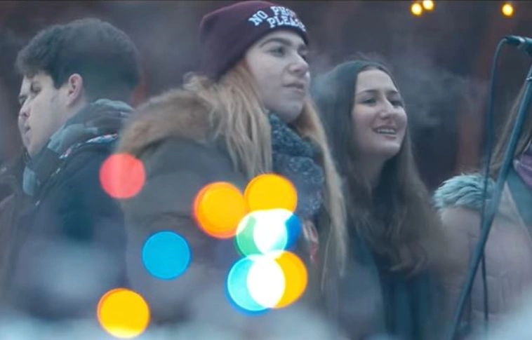 Zseniális feldolgozást készített a miskolci Herman gimi a We are the Worldből