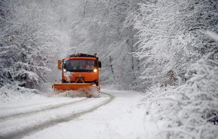 Közútkezelő: ismét téliesebb útviszonyokra kell számítani