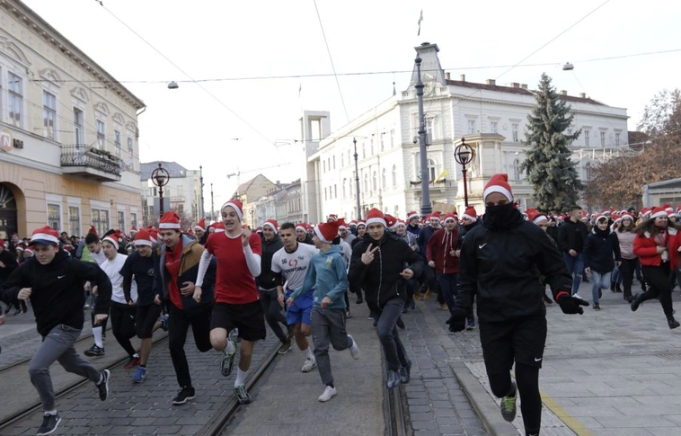 Idén is nagy siker volt a Mikulásfutás (Képgalériával!)