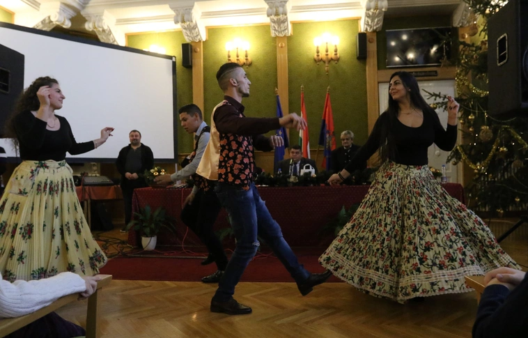 Közmeghallgatást és karácsonyváró ünnepséget tartott a területi Roma Önkormányzat