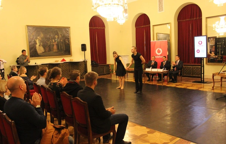 Példaértékű a Vodafone támogatása, idén újabb színészek kaptak ösztöndíjat