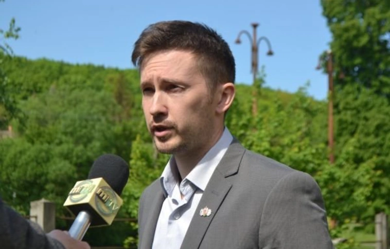 Jótékony célra ajánlotta fel fizetésének egy részét a képviselő