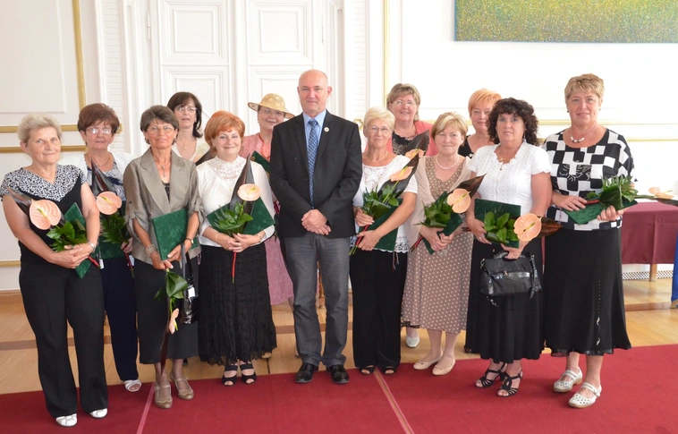 Óvodapedagógusokat köszöntöttek a városházán