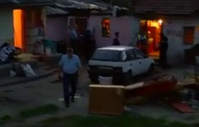 Bűz terjeng és sok a mocsok a Ruzsini utcában