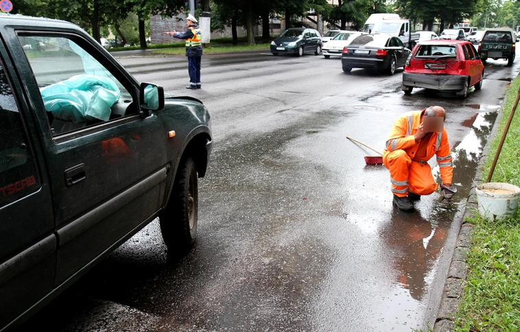 Opel csattant a Fiatnak a Szentpéteri kapuban