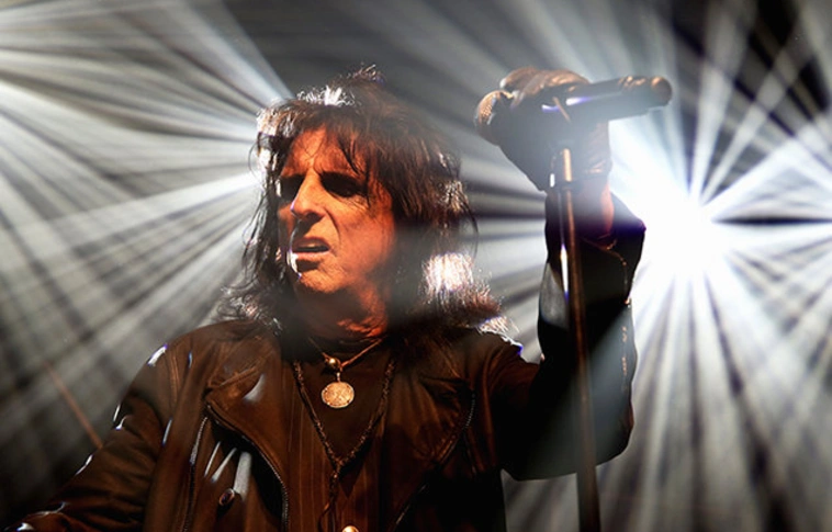 Ez kemény lesz: Alice Cooper is beszáll az elnökválasztási kampányba! (Videóval)