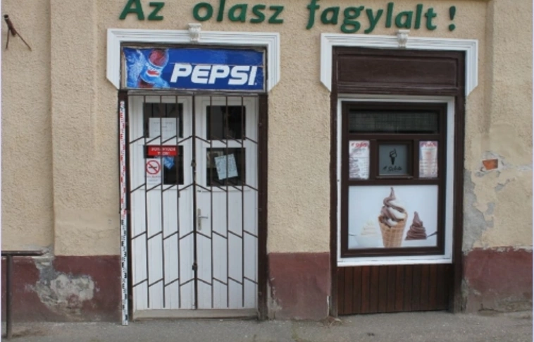 Kólát és fagyit rabolt a születésnapján
