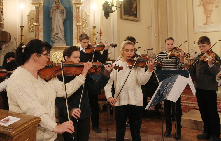 Karácsonyváró ünnepi koncert a Szent Anna templomban