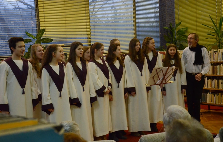 „A zene, a gospel szeretete, az erős hitélet és a jó közösség”