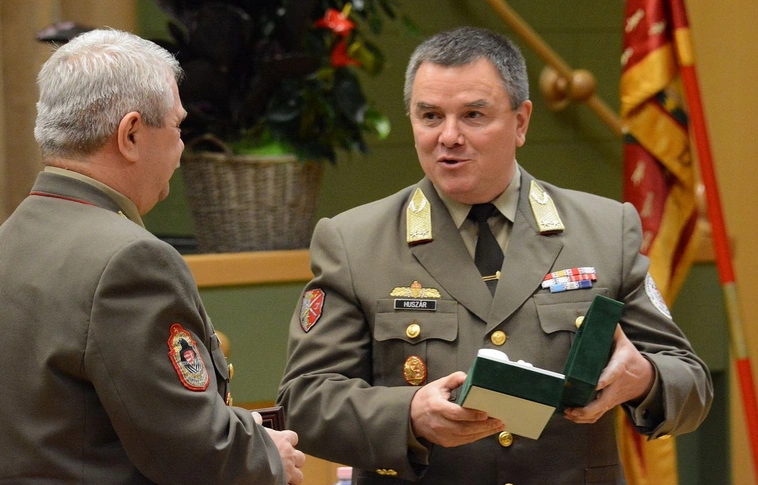 Az Összhaderőnemi Parancsnokság új vezetője