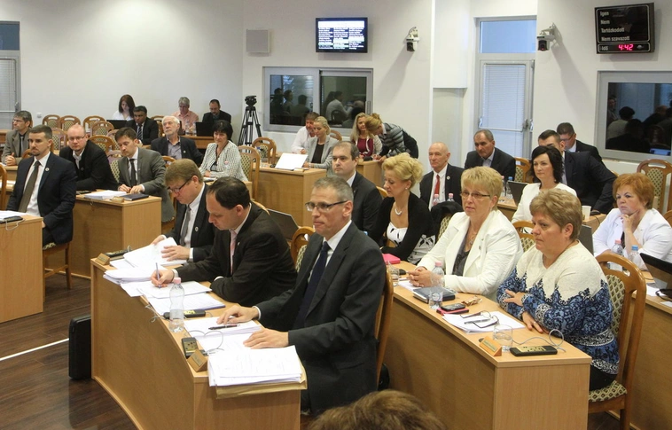 Fidesz-KDNP: rendkívüli frakcióülés