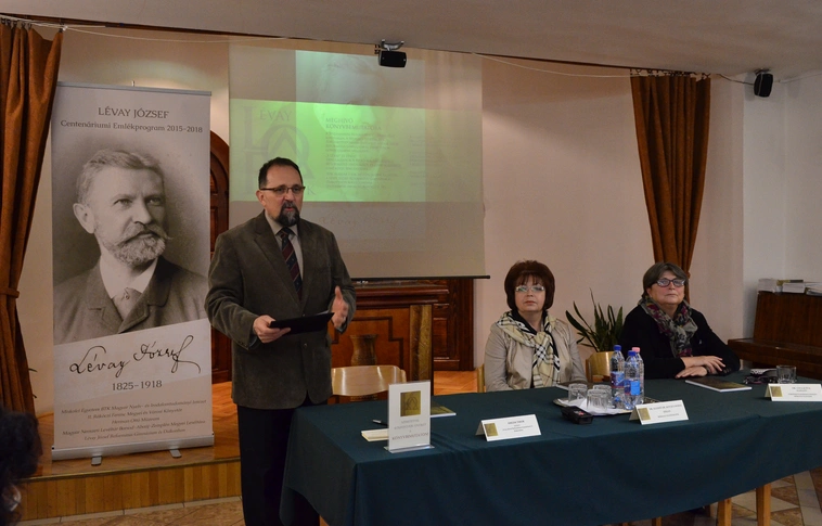Lévay József centenáriumi emlékprogram – könyvbemutató a református gimnáziumban