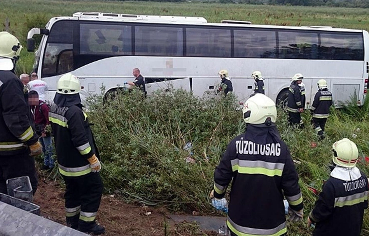 Buszbaleset: miskolci az egyik súlyos sérült