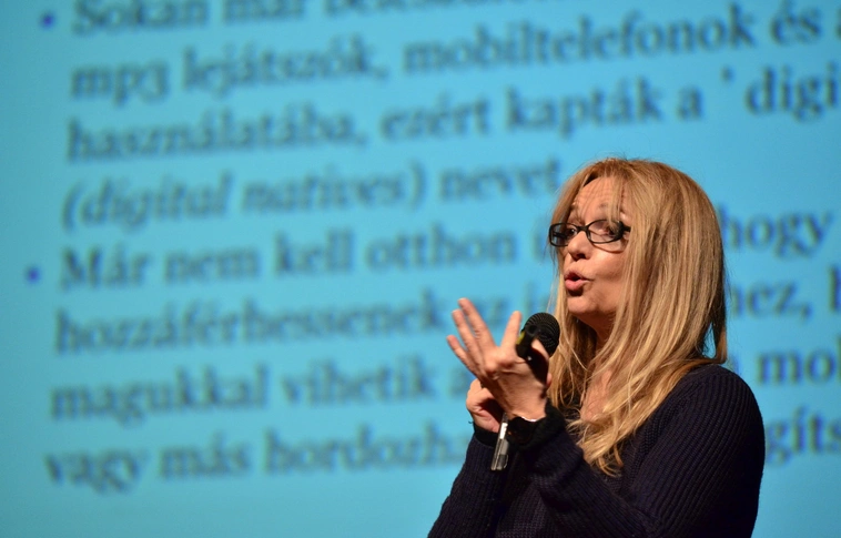 "Drog és internet nélkül is van élet"
