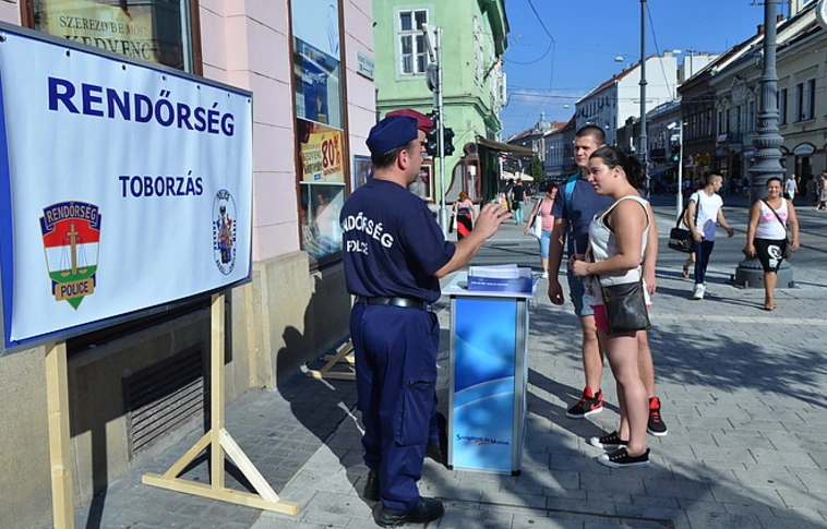 Bükkábrányban és Lillafüreden toborozzák a leendő határvadászokat