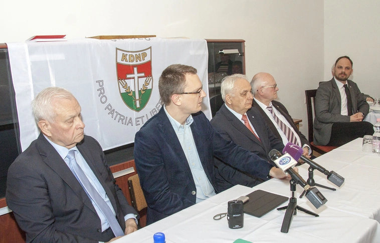 Harrach Péter: jól működik a kormánypártok szövetsége!