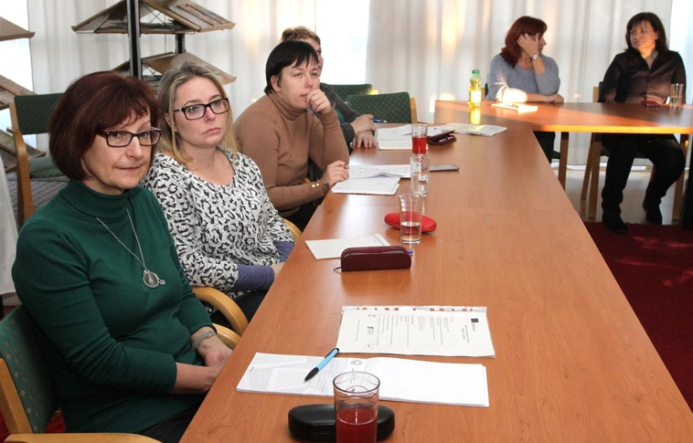 Nemzetközi könyvtári összefogás a nyugdíjasokért