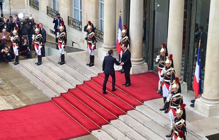 Emmanuel Macron átvette az elnöki hatalmat Franciaországban