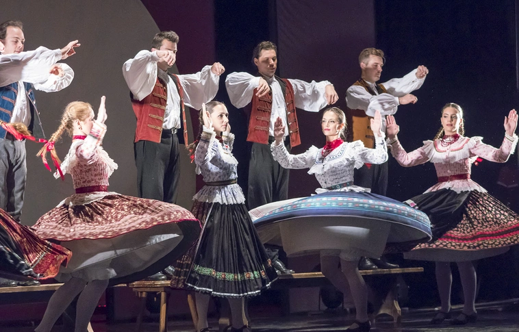 Operafesztivál: Kodály zenével és tánccal a miskolci színházban