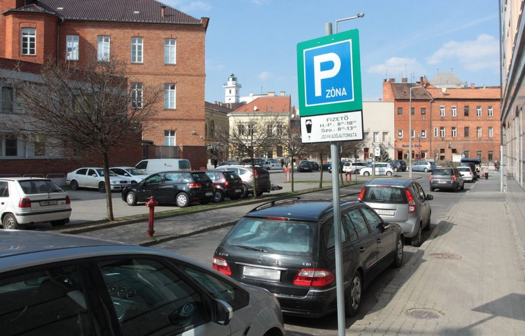 Ingyenes parkolás, forgalomkorlátozások Miskolc Város Napján