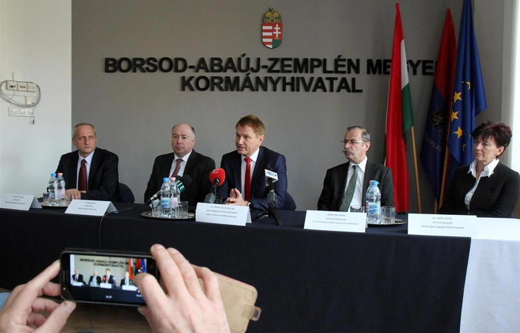 "Szuperkórházat" hoznak létre Miskolcon