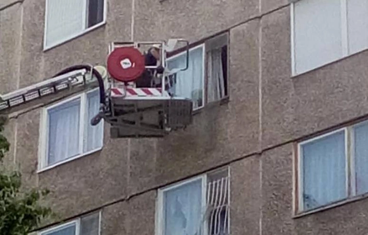 Riasztást kaptak a tűzoltók - mentőakció az Avason