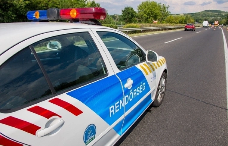 Nagy baleset az M3-ason - teljes útlezárás, a mezőkövesdi tűzoltók mentenek