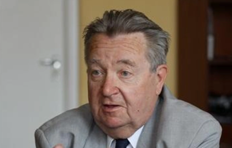 In memoriam Dr. Csukás Zoltán