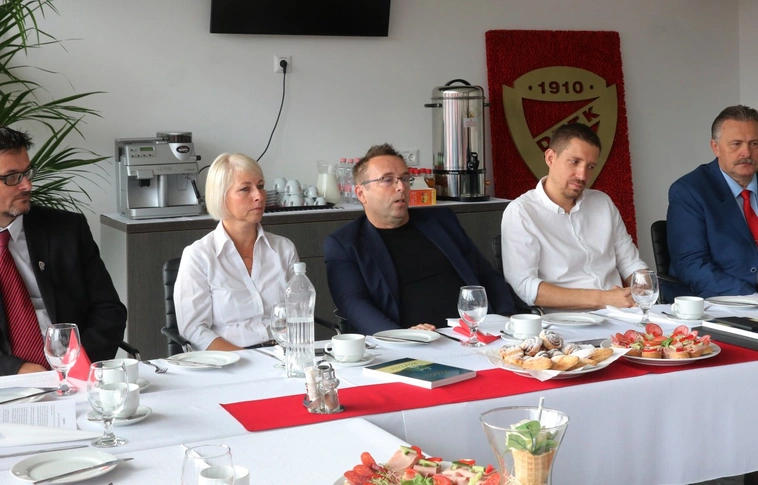 Indul az ARAGO-DVTK tanulmányi ösztöndíj program