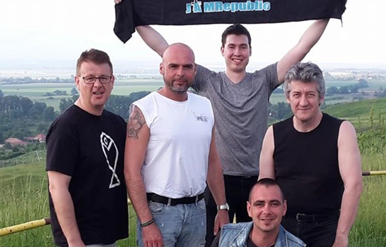 Öt éve hunyt el Cipő - JAM Republic Cover Band emlékkoncert a Gárdonyiban