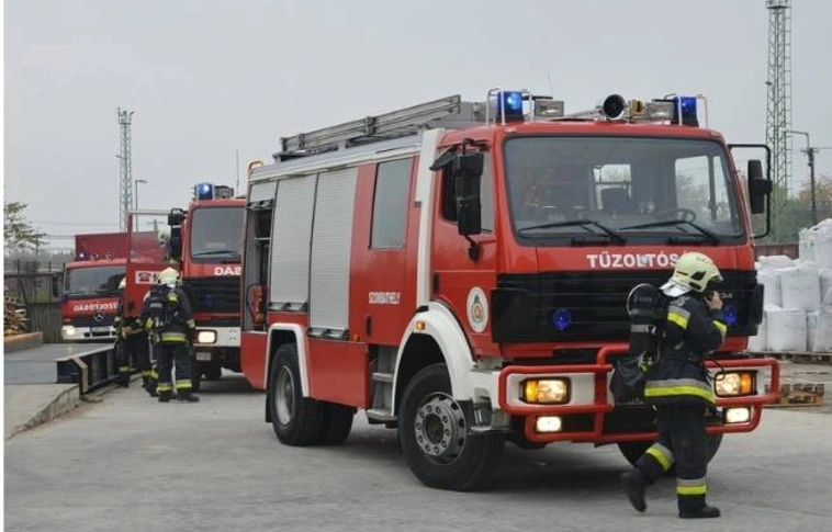 Fehér port kaptak - kiürítették a NAV miskolci irodáját