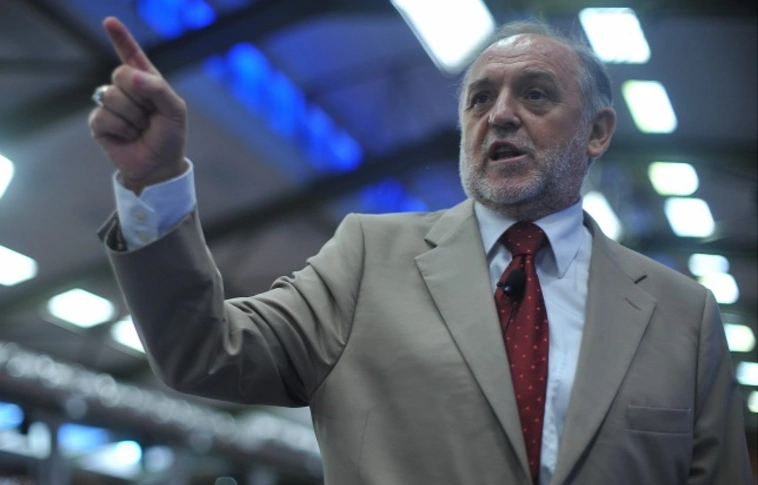 Németh Sándor szerint Angela Merkel katonai megszállás alá helyezné Magyarországot