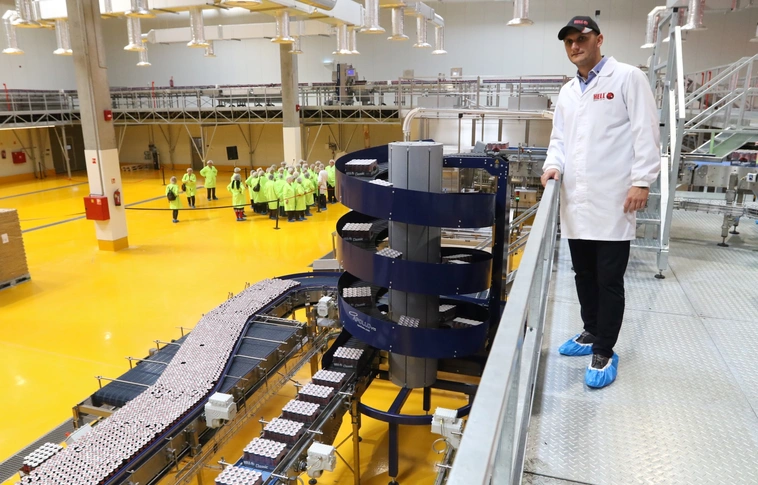 Megduplázzák a gyártókapacitást: átadták a Hell Energy új gépsorát