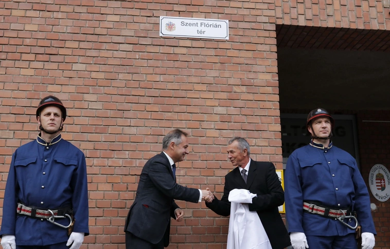 Szent Flórián tér és emlékmécses Miskolcon (Képgalériával)