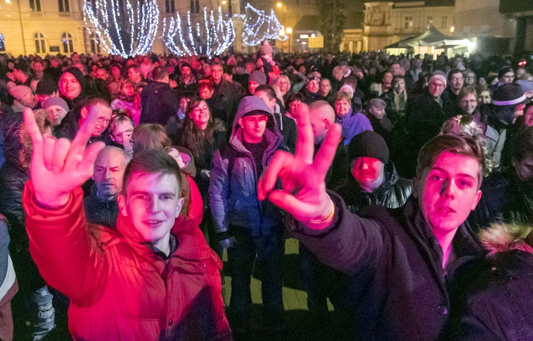 Bulizzuk át az éjszakát, köszöntsük együtt az új évet a Szent István téren! (Részletes program!)