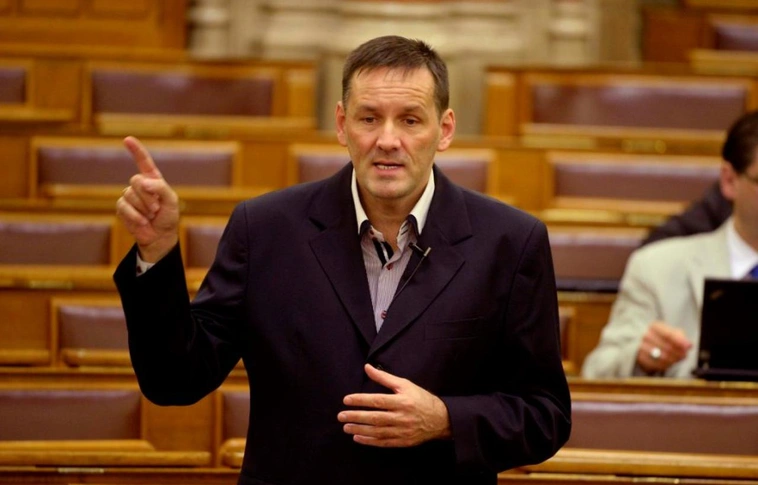 "Be kell kapcsolnom a vészcsengőt" Volner János levele a Jobbik választókerületi elnökeihez és szervezőihez