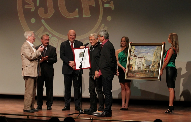 „Miskolc Magyarország filmes fővárosa" – elkezdődött a Cinefest! (Képgalériákkal!)