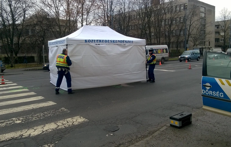 Folytatódnak a balesetek – ismét egy gyalogost gázoltak halálra (Helyszíni fotókkal!)