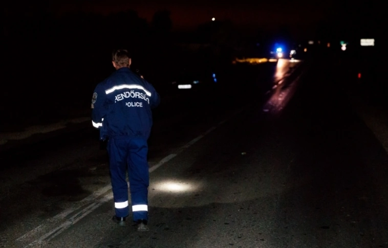 Át akart szaladni az úton, elgázolták