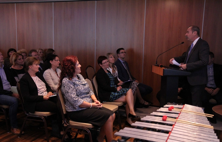„Mindennek alapja a gyermek” – Regionális Gyermekvédelmi Konferencia Miskolcon