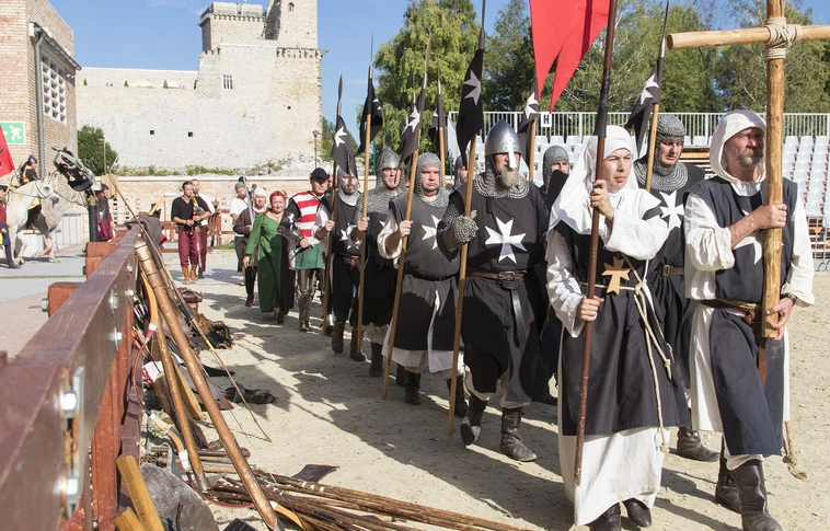 Középkori időutazáson a Diósgyőri várban (Élménybeszámoló képgalériával)