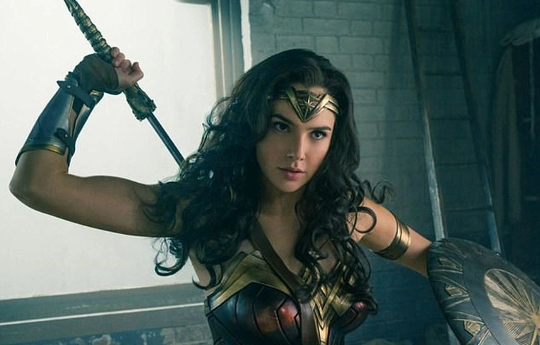 „A pocakos Csodanő” – Ezzel a trükkel álcázták a Wonder Woman főszereplőjének terhességét