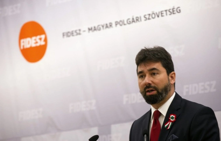 A Fidesz harcolni fog az ENSZ migrációs csomagja ellen