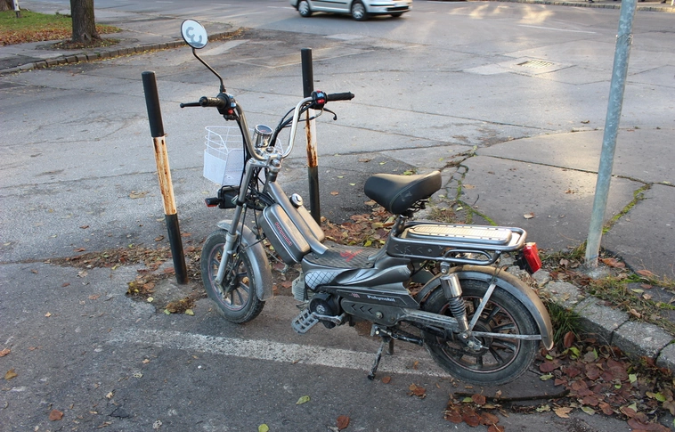 Ittasan okozott motorkerékpárjával balesetet