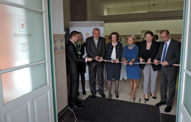 Újabb kormányablak: ezentúl a Tiszai pályaudvaron is intézhetjük ügyeinket!